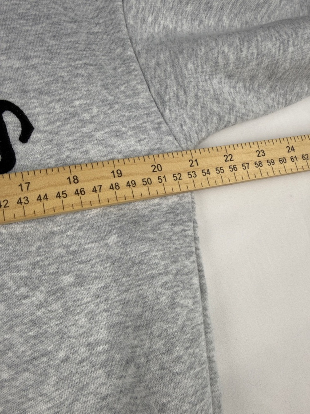 Disney Los Angeles Mickey Mouse Crewneck Sweatshirt Women's Size L Gray - Picture 4 of 9